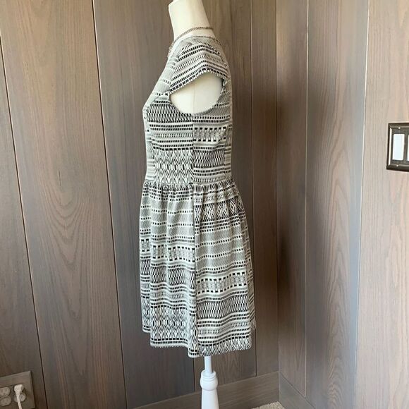 REWIND Juniors Dress Fit and Flare L - Picture 4 of 7